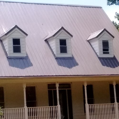 metal roof we did in brooks ga.
and painted