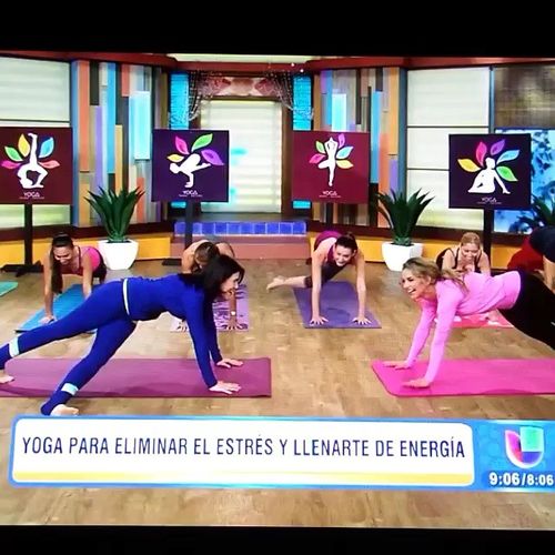 On Despierta America (Univision Hispanic TV Channe