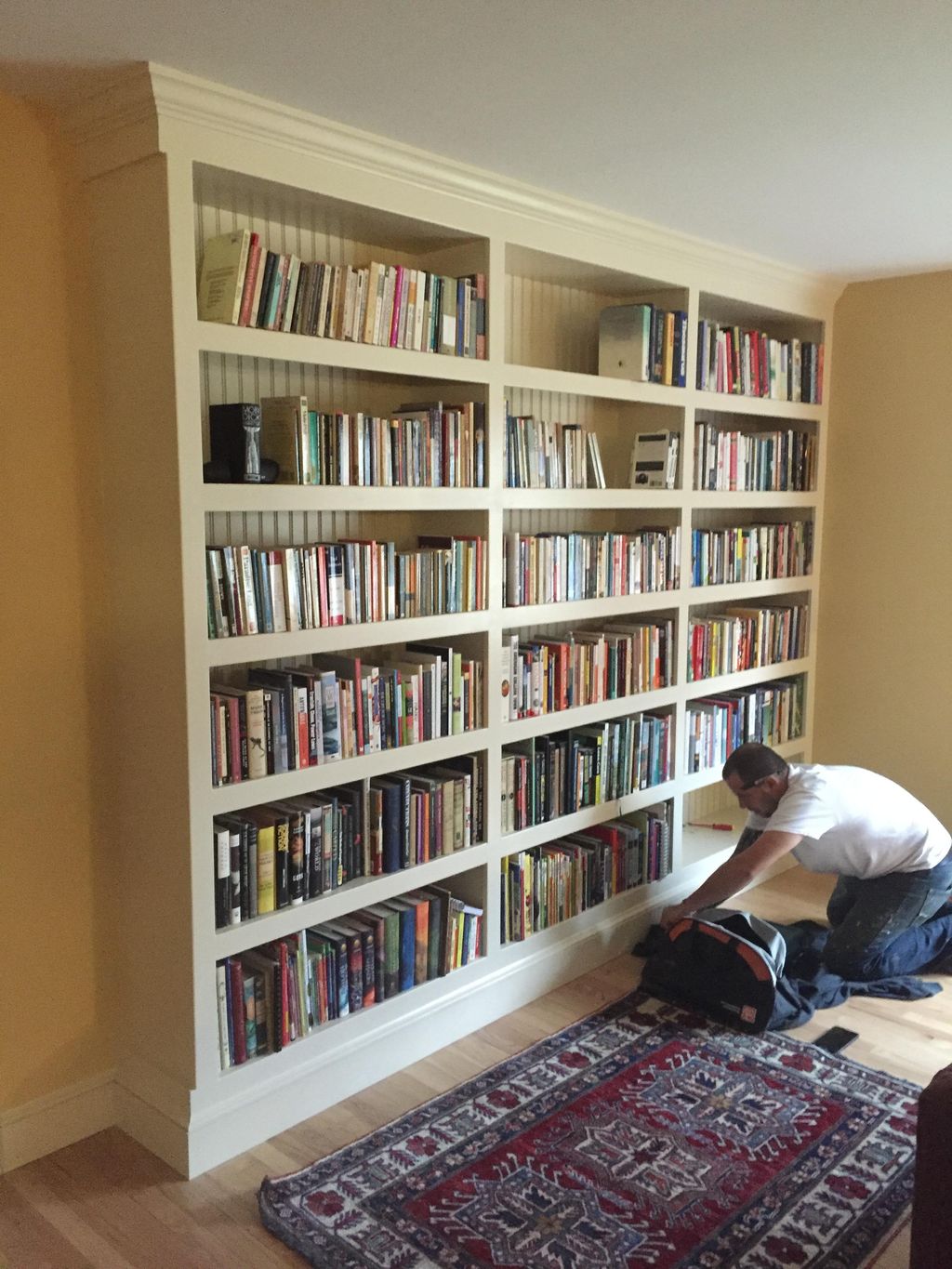 Design & build new bookshelf space