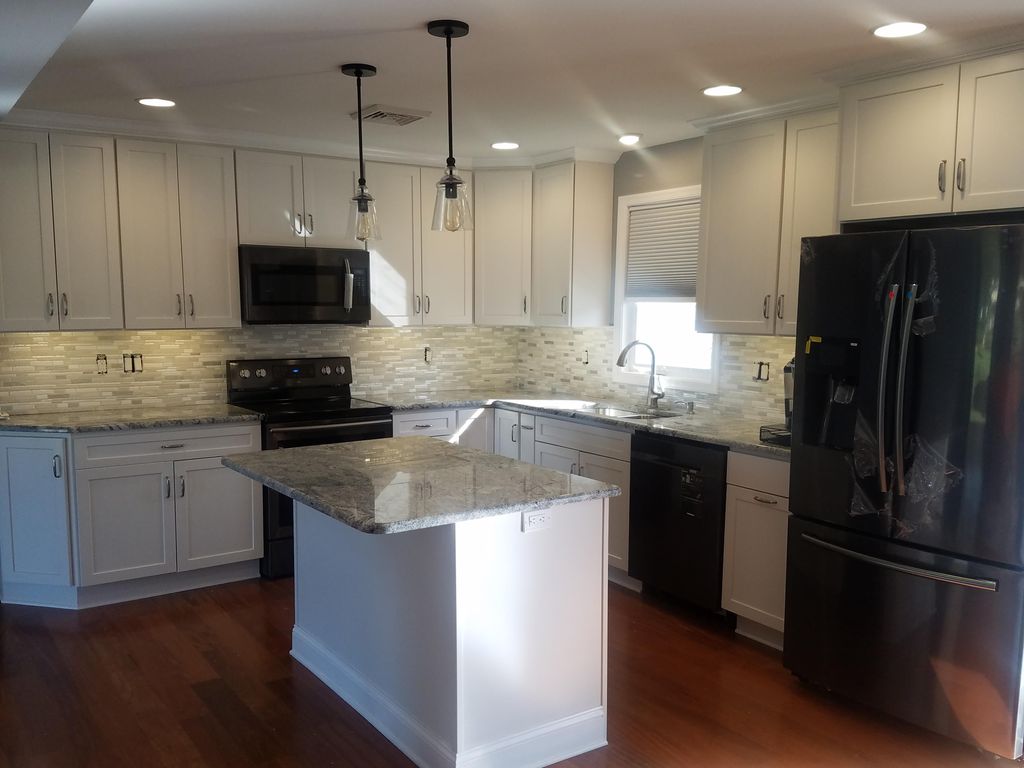 New custom kitchen design with granite countertops