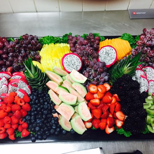Tropical slice fruit tray 