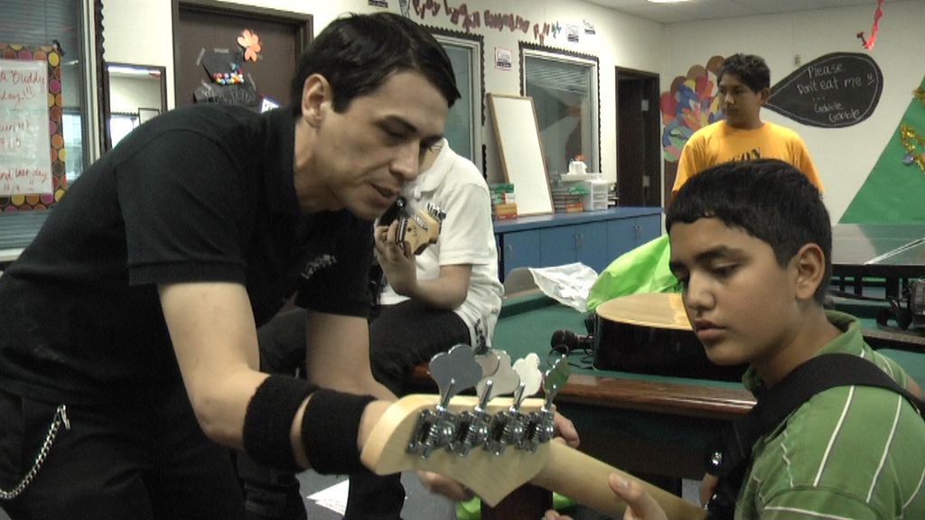 MUSICSTAR Electric Guitar Class, Los Angeles, CA