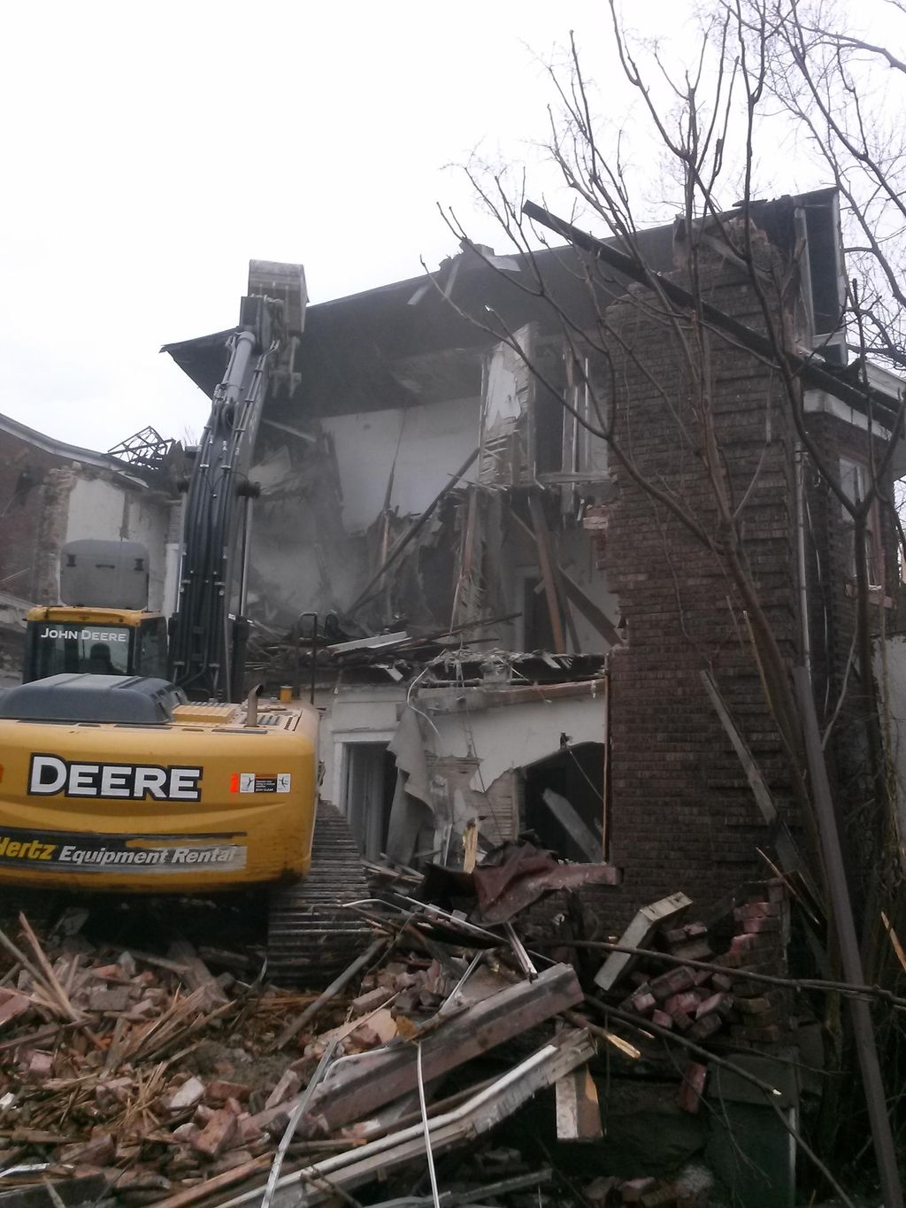 House demolition, Forest Ave