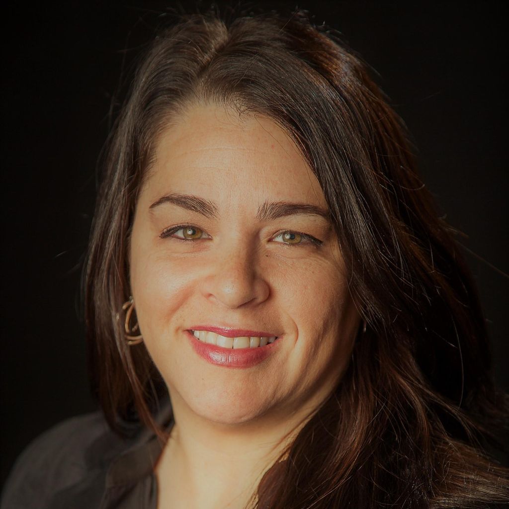Angela Guzman, Marketing Consultant