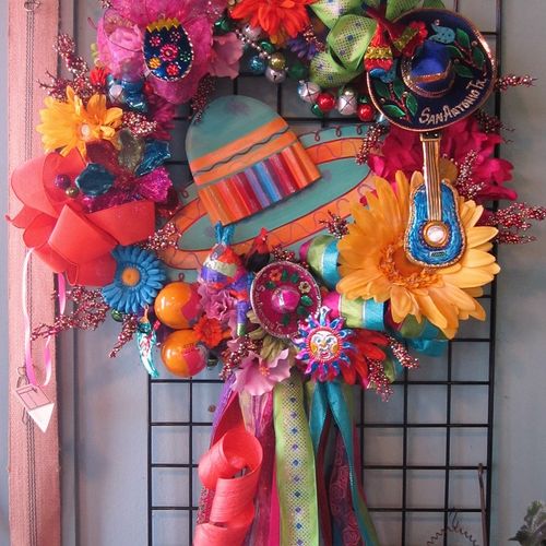 A similar wreath can be made - minus the metal som