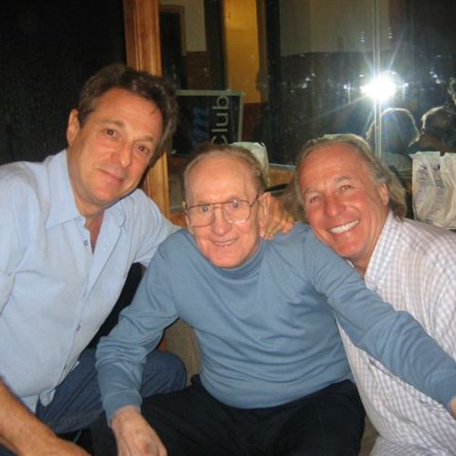 A photo with Les Paul and Jackie the Jokeman Martl