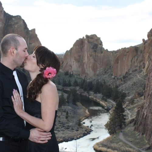 Simple Ceremony held at Smith Rock State Park