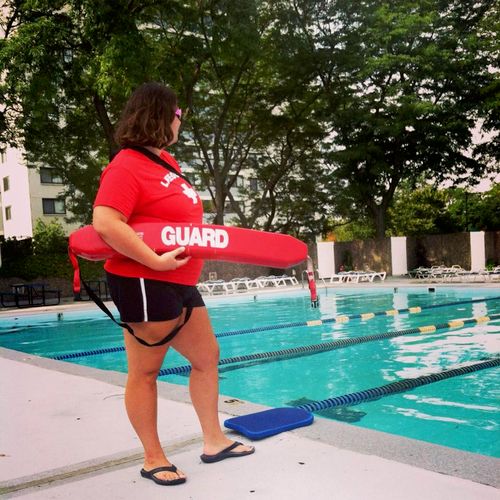Yes, I am a lifeguard.