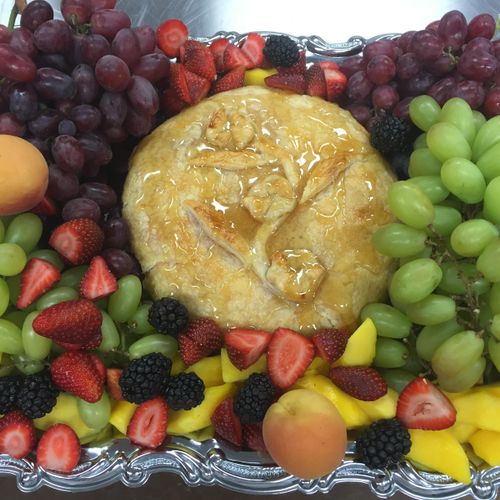Baked Brie with Apricot Honey, Fresh Fruit and Tab