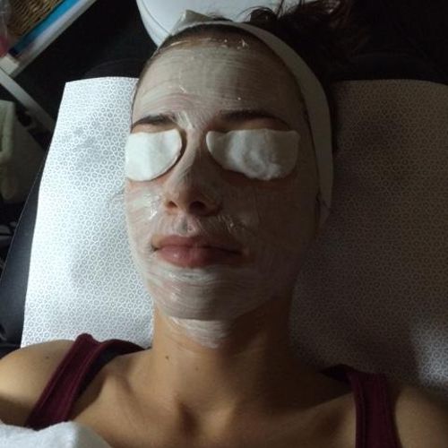 One of my clients enjoying a moisturizing facial!