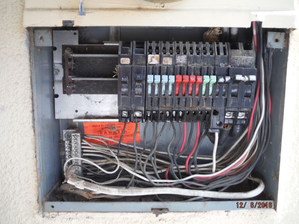 Electrical system inspection - Old electrical pane