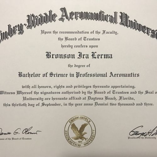Bachelor Degree:  Professional Aeronautics/Aviatio