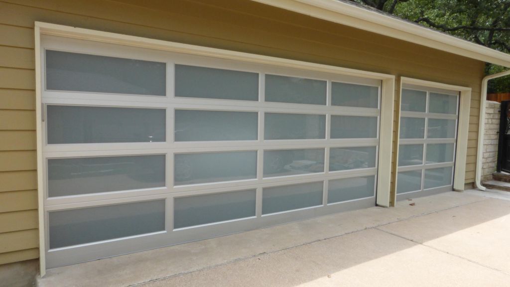 18x7 Raynor Full View with insulated obscure glass