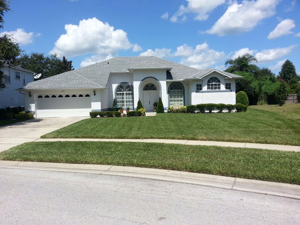 Yard of the Month!