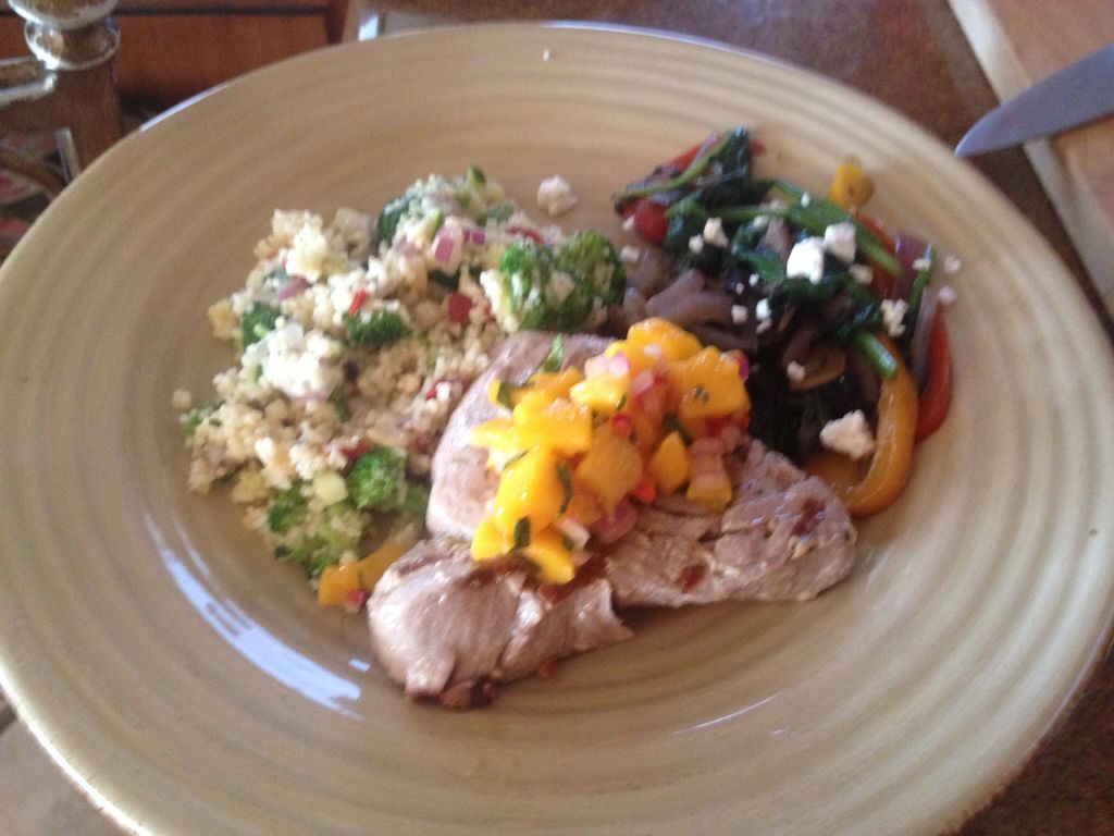 Grilled ahi with mango salsa
