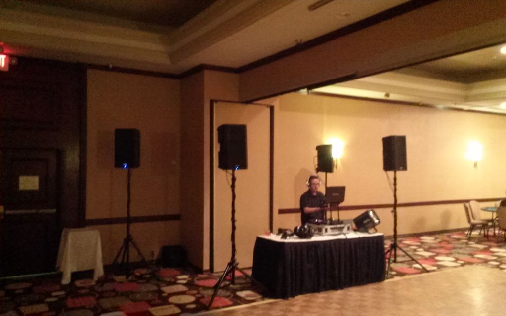 40th birthday party, large hall, with 4 speaker se