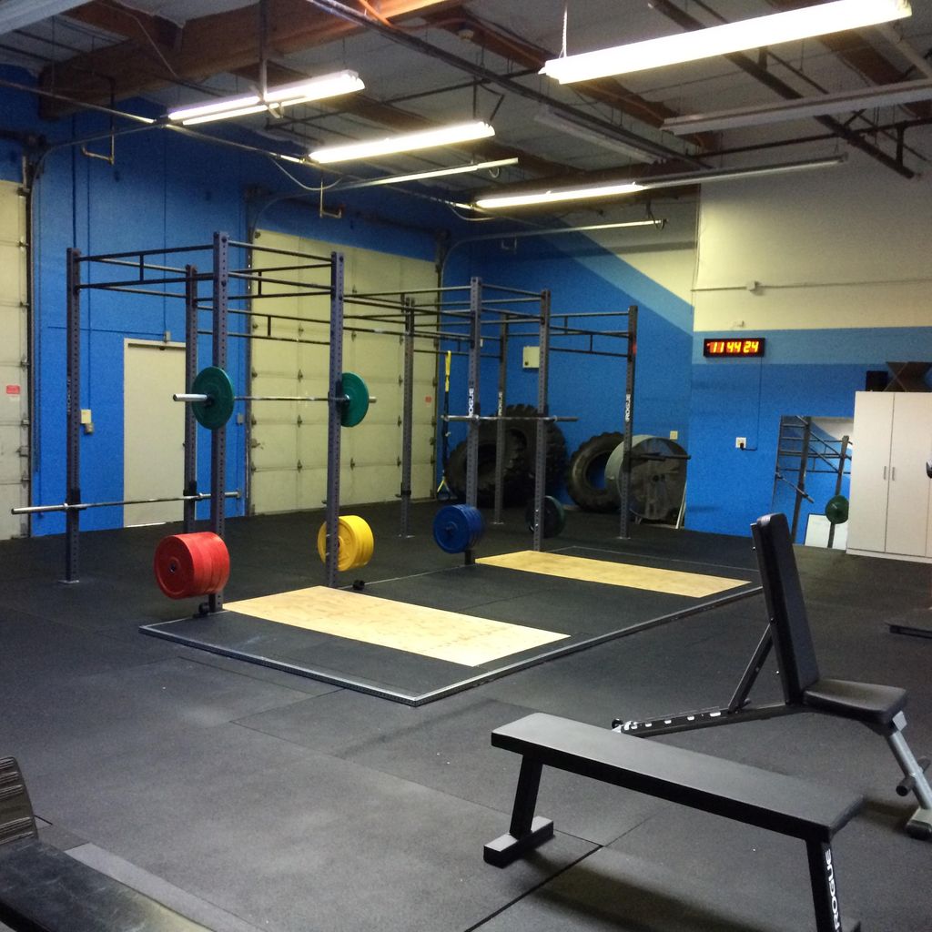 Full rogue lifting rig and platorm