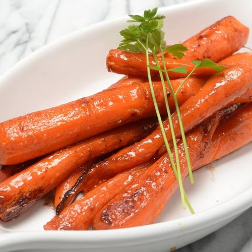 maple-glazed carrots