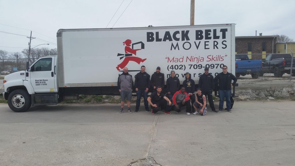 Lincoln Black Belt Movers