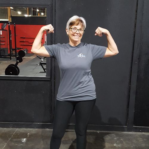 CLIENT - 8LBS Lost in 6 weeks, strength & balance 