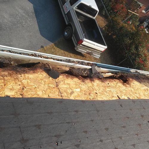 Bottom edge of roof was rotting causing the vinyl 
