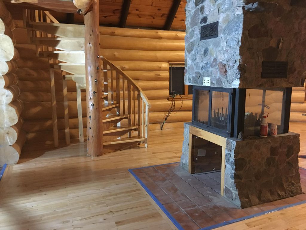 In this project we restored both the floor and the