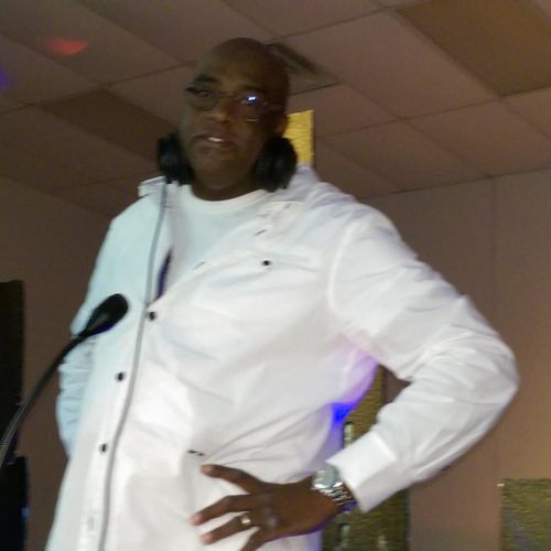 Dj Smoke at the all white party