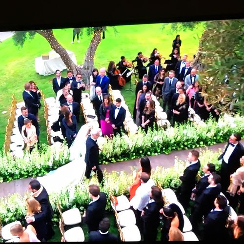 Overhead view of Spring Vineyard wedding