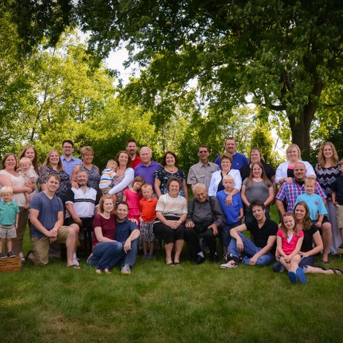 Large Group Family Session