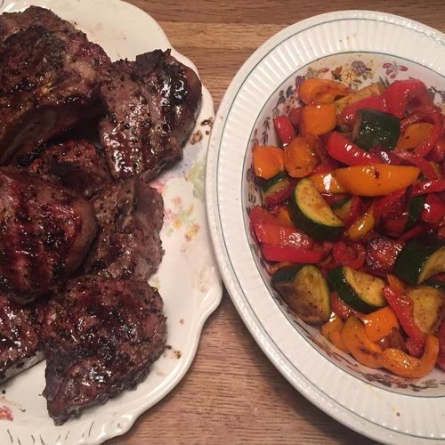 Grilled Lamb chops and mixed vegetables, family st