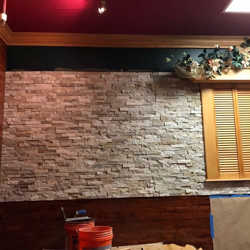 Chinese gourmet restaurant. Wall remodeling