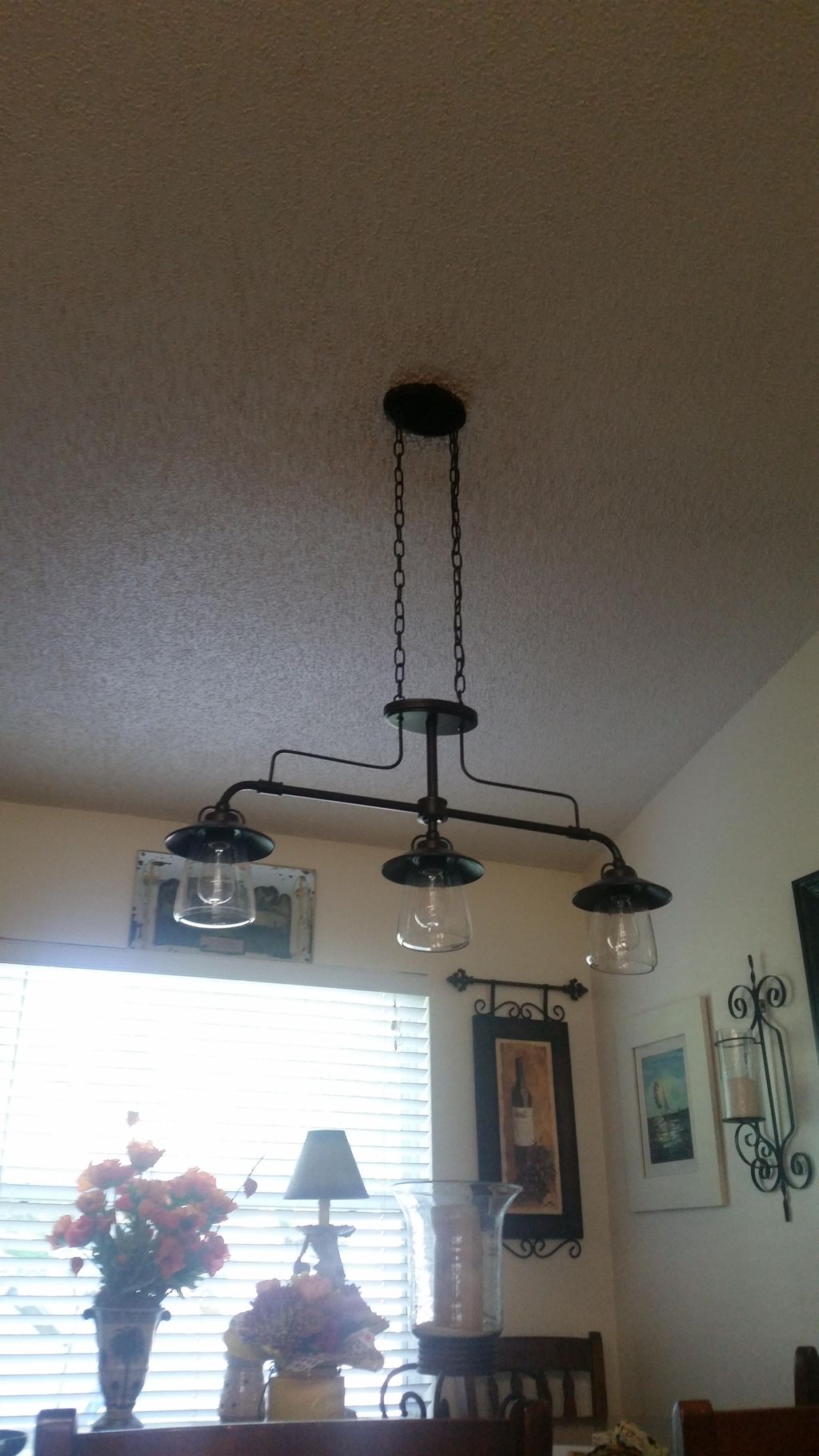 We install any kind of light fixtures