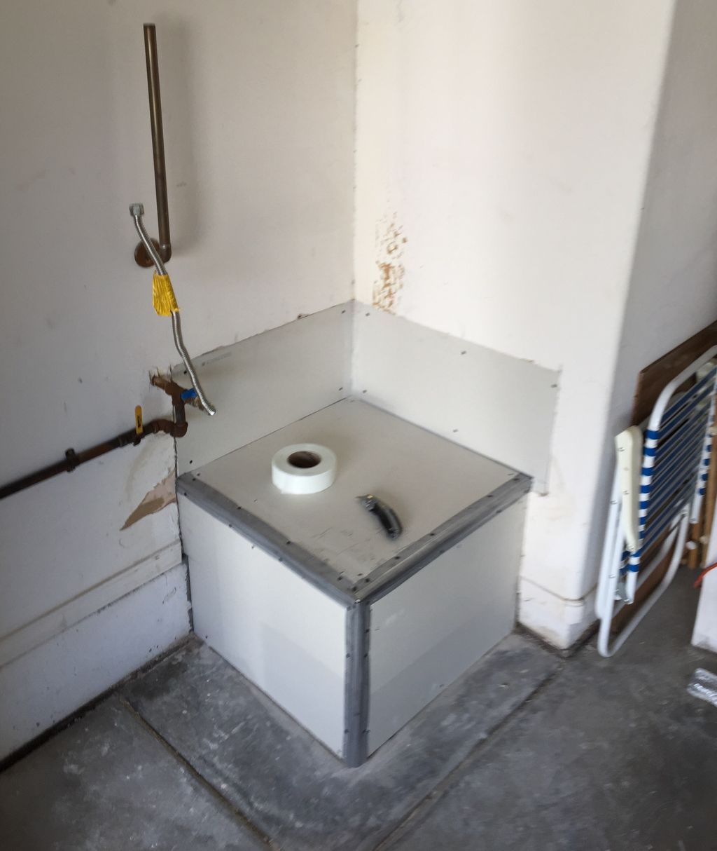 Hot water tank leak
Part 3/4: Finish