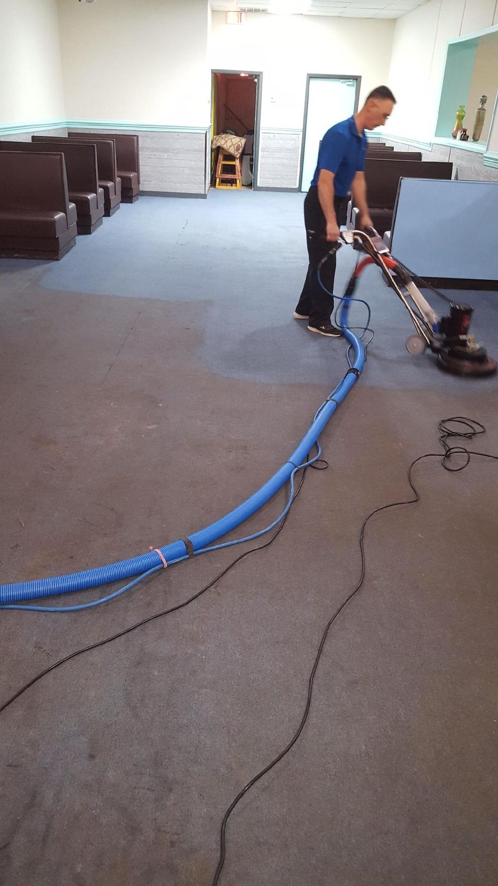 Restaurant carpet cleaning