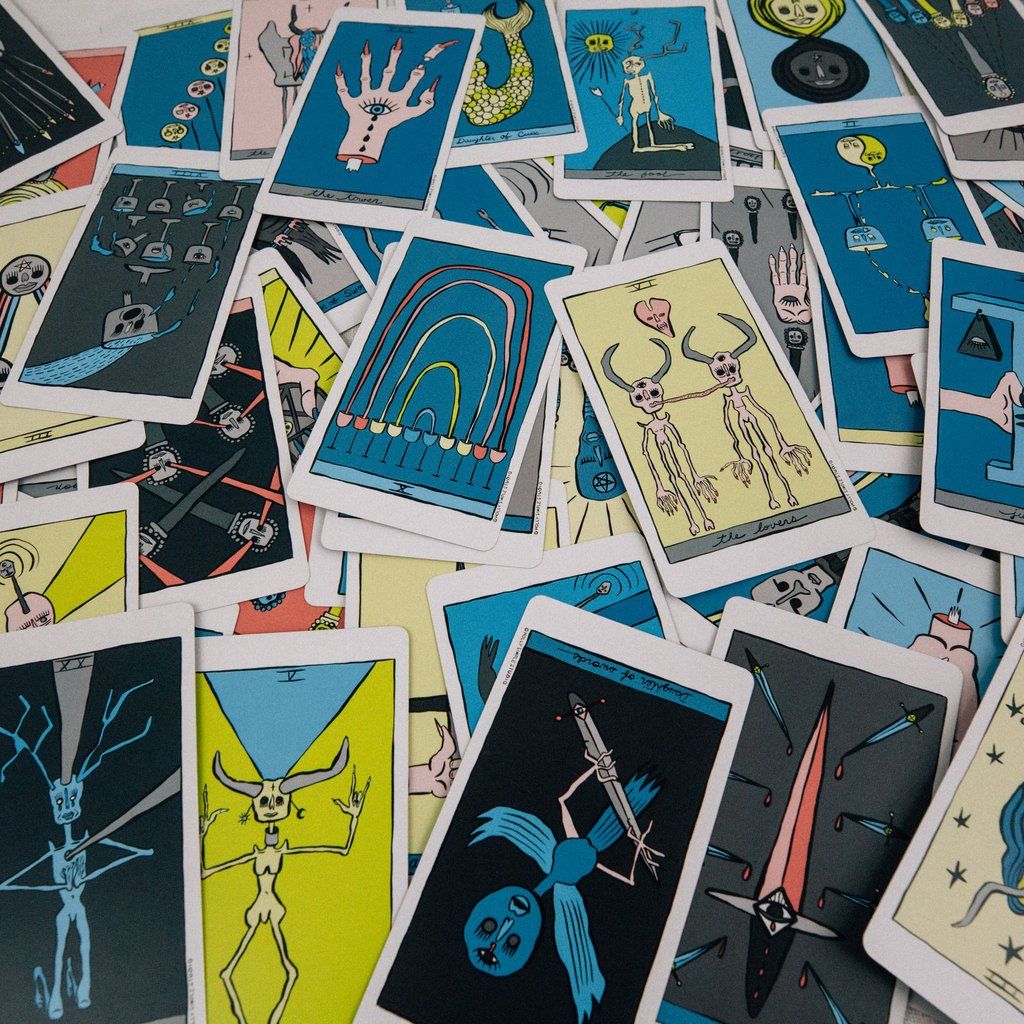 The Holly Simple Tarot Deck 