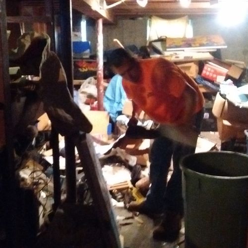 Hoarder basement clean out east providence 