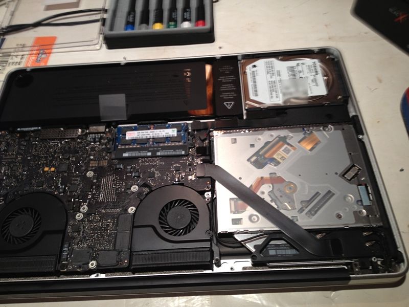 Mac Book Pro on my operating table, ready for hard
