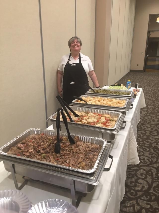 Roast beef, baked chicken breast, green beans, mas
