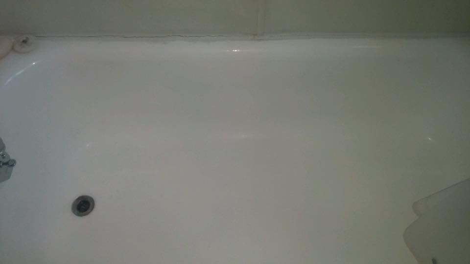 After photo of tub -- Missoula house cleaning