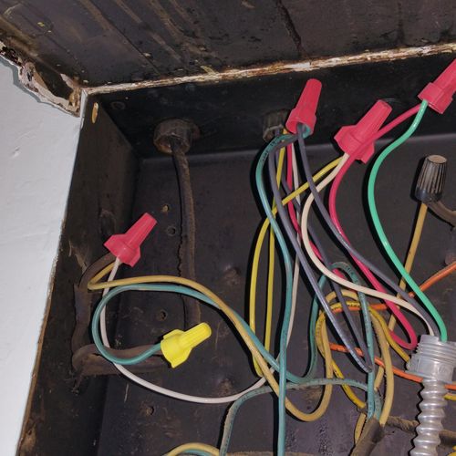 Old cloth wiring