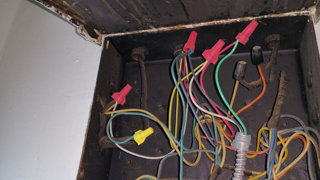 Old cloth wiring