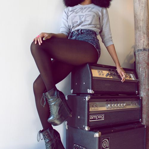 Singer/Songwriter Asha, promo photoshoot in studio