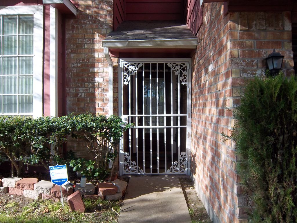 Custom built gate, built to customers specs, a bur