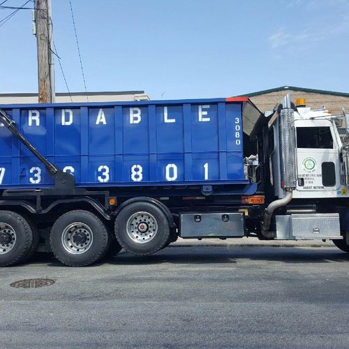 Roll off dumpsters for big projects like demolitio