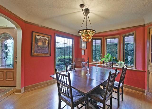 Interior house painting on NE Alameda Street in Po