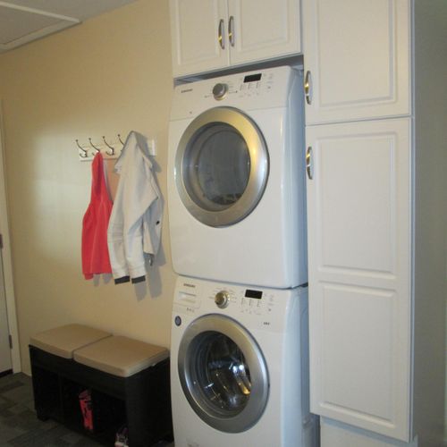 Laundry cabinet built ins