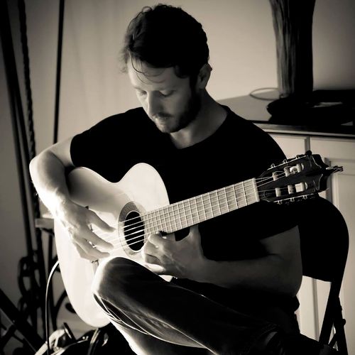 Jon McLaughlin, Guitar/Ukulele Instructor