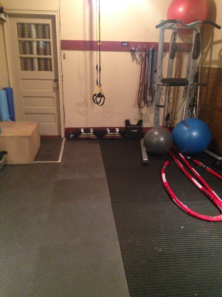 Soft flooring on the left for ground/bodyweight wo