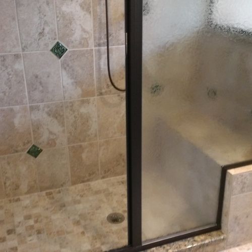 Shower with built-in seat