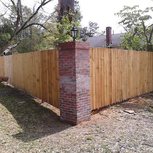 Wooden privacy fence with or without brick corners